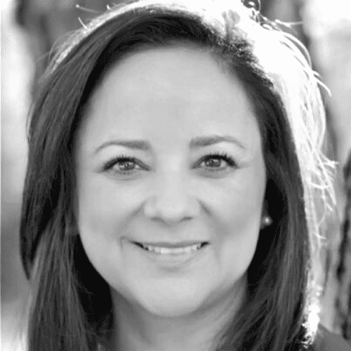 Vanessa Snyder headshot